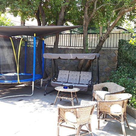 Kastoria Book House With Yard Apartamento Exterior foto